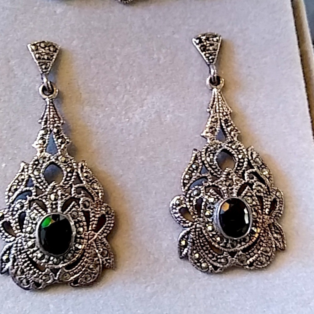 Albert David Sterling Silver, Pearls, Gems Brooch and Earring Set in Box - Picture 3 of 7